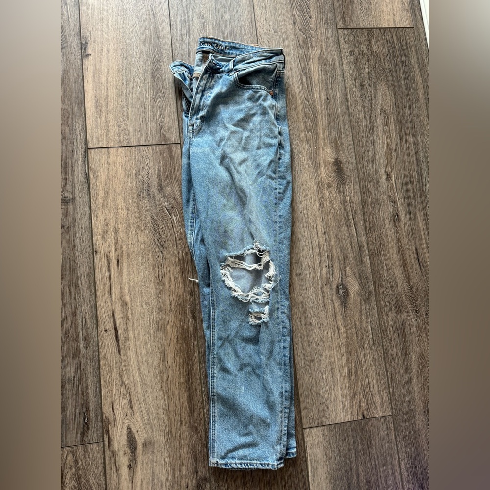 American Eagle Mom Jeans